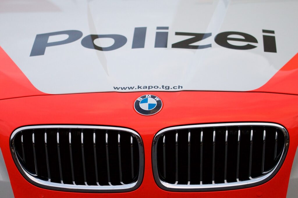 polizeiauto polizei kantonspolizei thurgau kapo tg