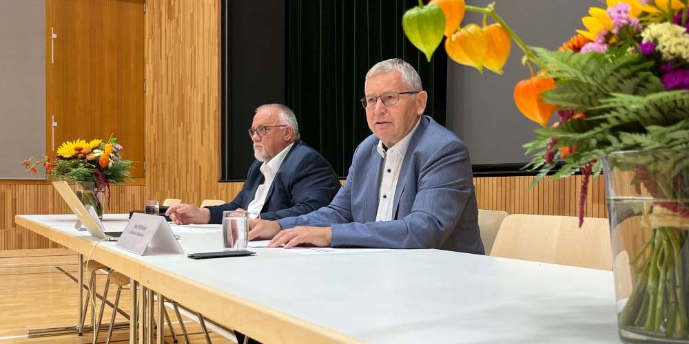 Beat Brüllmann, Chef Amt für Volksschule, und Heinz Leuenberger, Präsident des Verbands der Thurgauer Schulgemeinden, informierten über den bevorstehenden Schulstart.